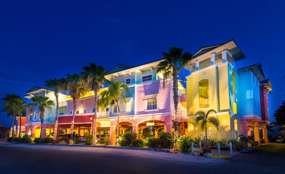 Lighthouse Resort: Inn & Suites